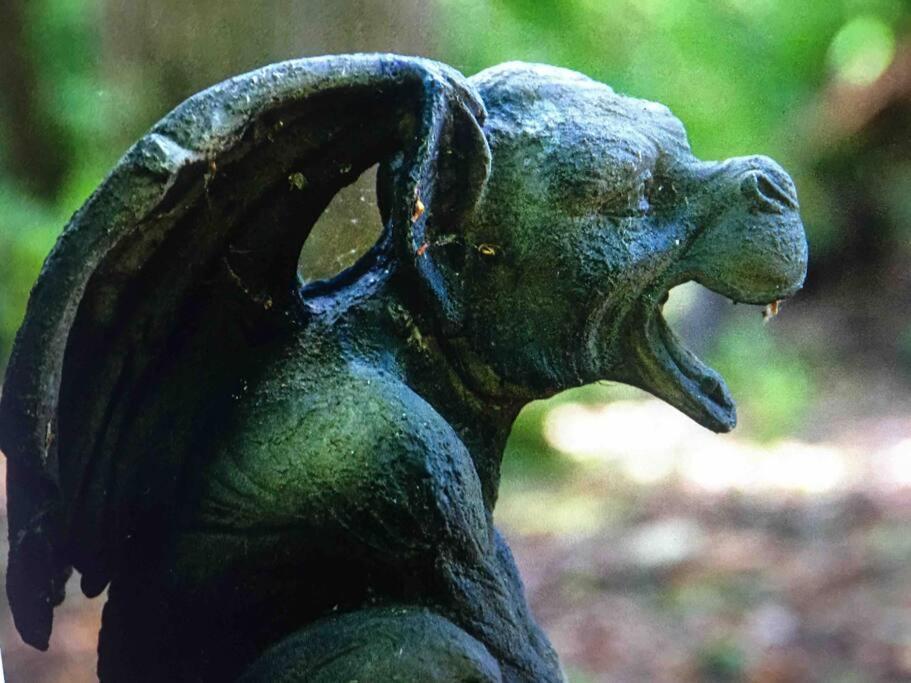 Cosy Woodland Romantic Retreat With Log Fires And Nature Sturry エクステリア 写真